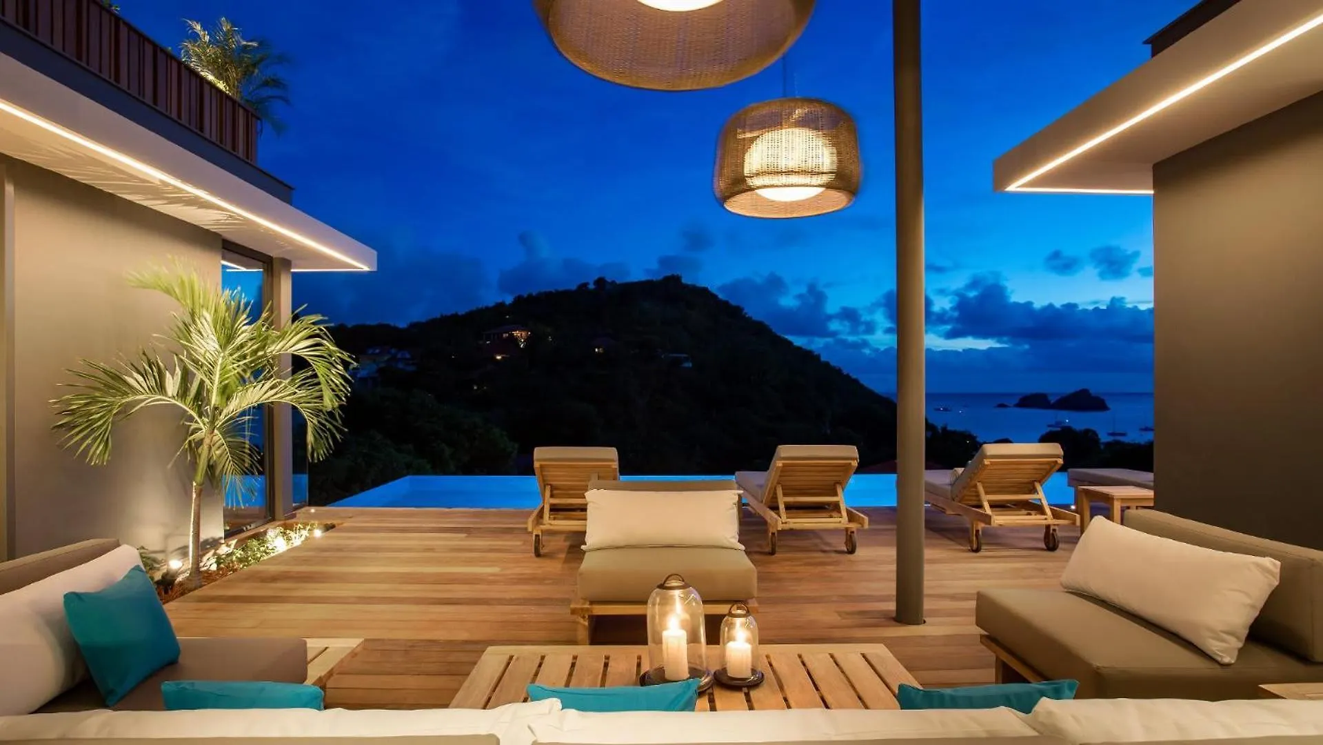 Villa Designed With Natural Elements St. Barthelemy