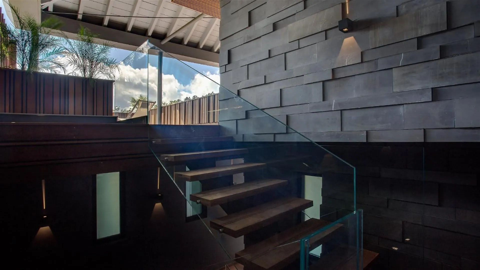Villa Designed With Natural Elements St. Barthelemy