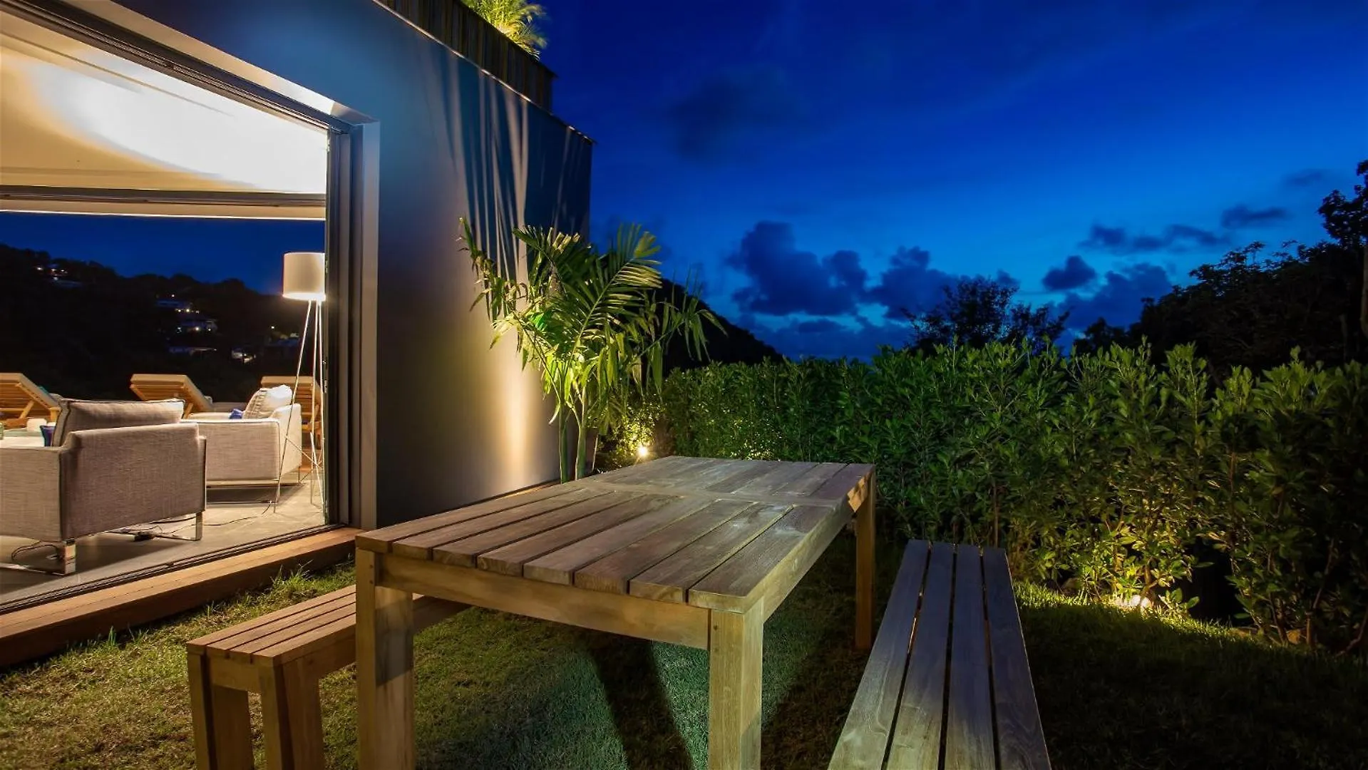 Villa Designed With Natural Elements St. Barthelemy