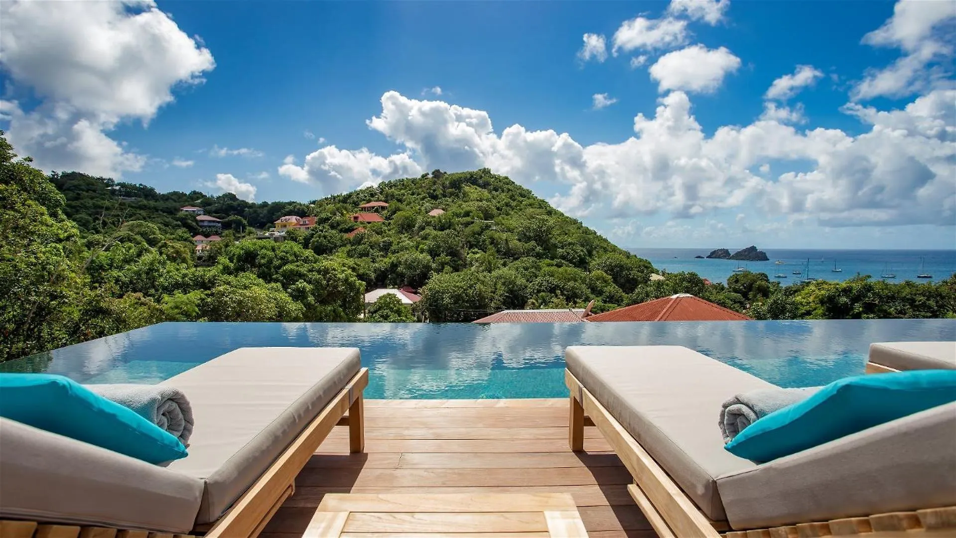 Villa Designed With Natural Elements location