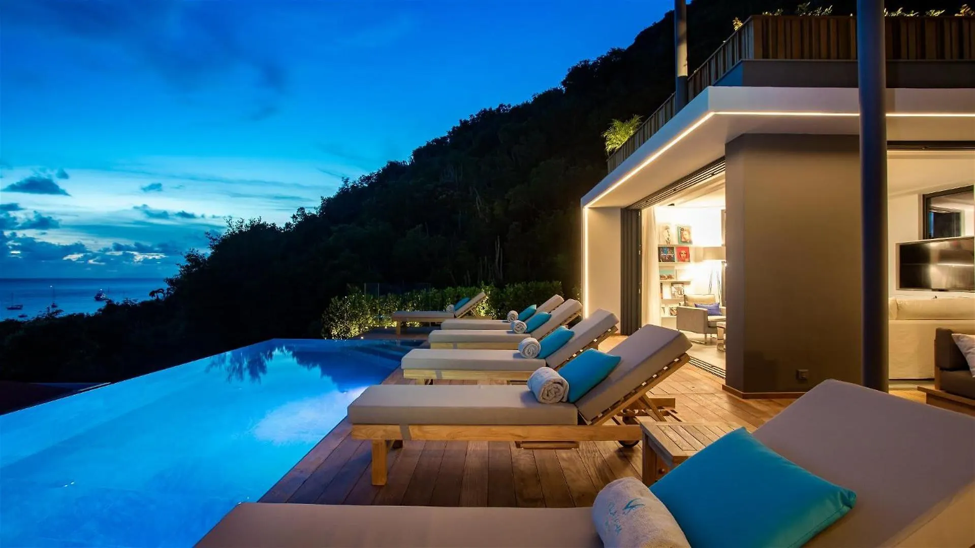 Villa Designed With Natural Elements St. Barthelemy